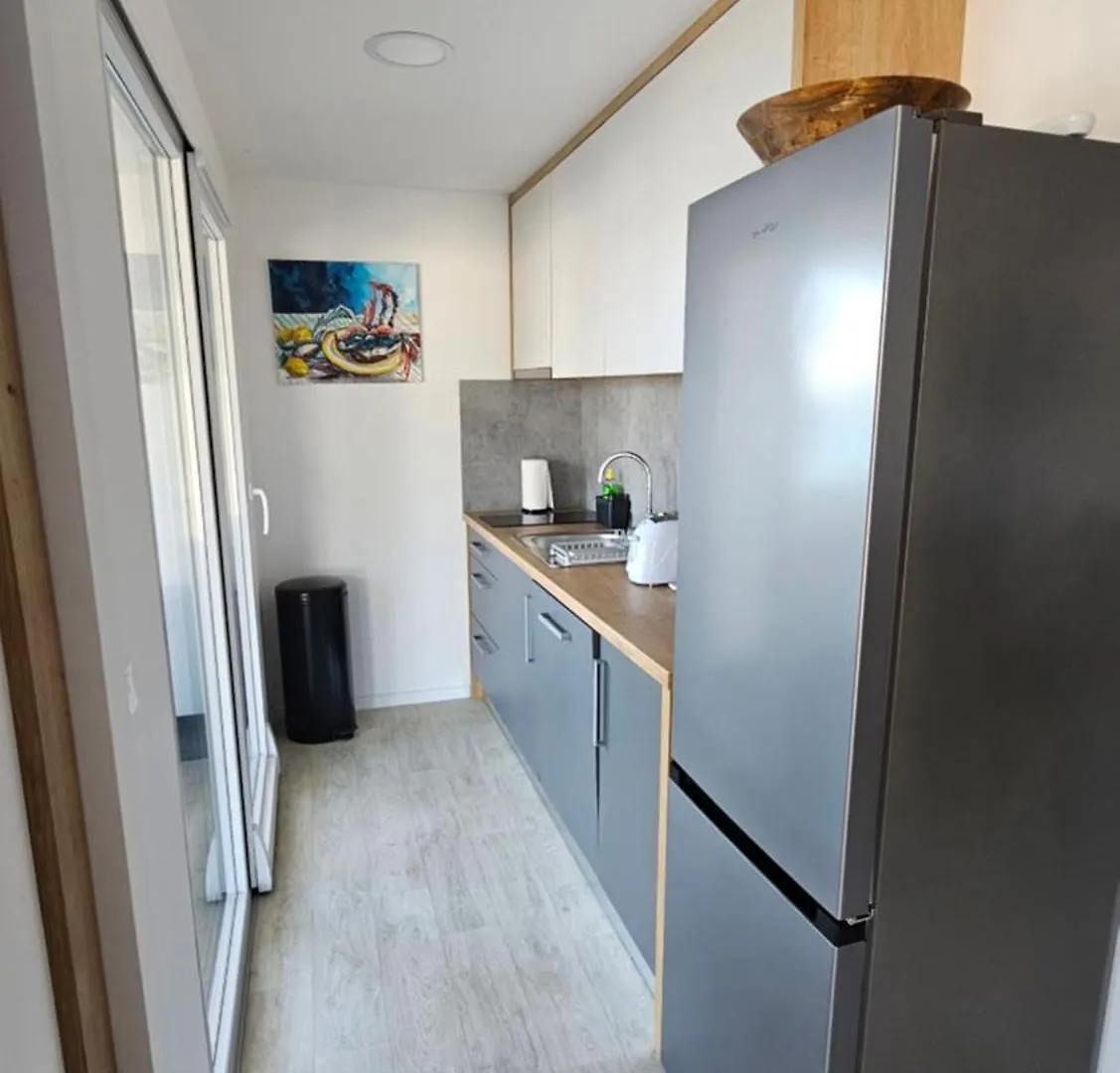 Mobile Home Ell Drage 0*,